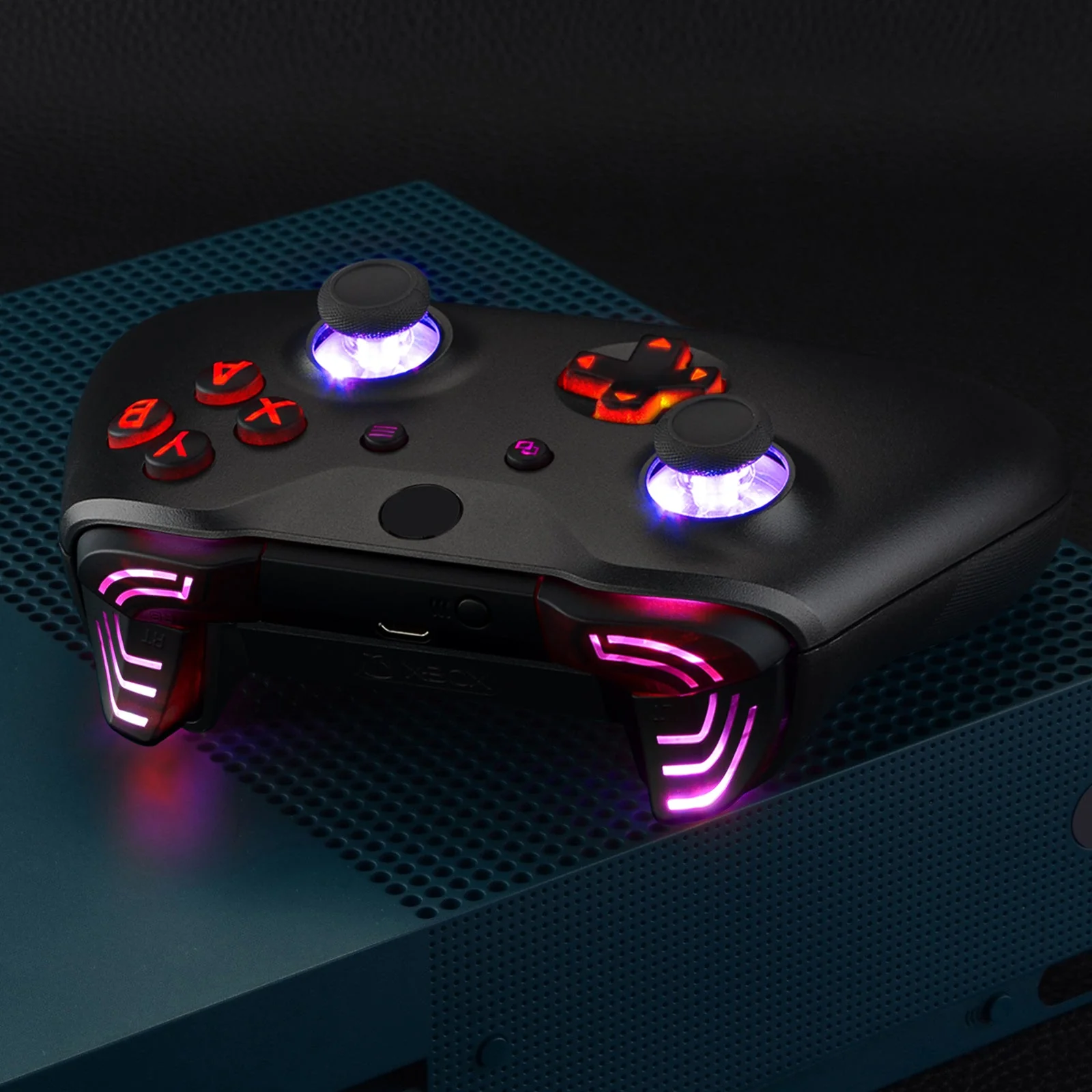 eXtremeRate Multi-Colors Luminated Buttons DTFS (DTF 2.0) LED Kit for Xbox One X & S Controller - Black - Image 8