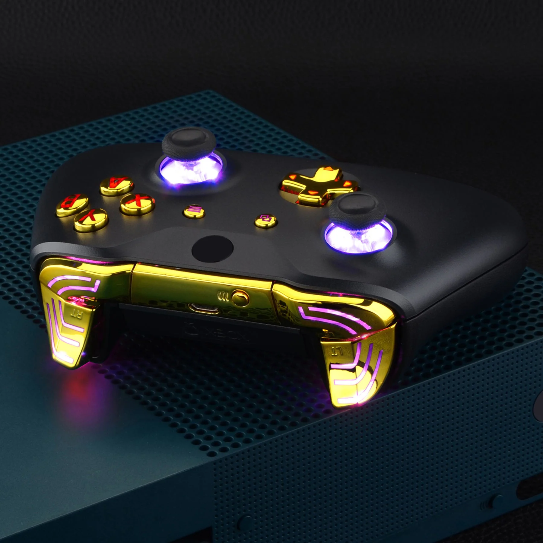 eXtremeRate Multi-Colors Luminated Buttons DTFS (DTF 2.0) LED Kit for Xbox One X & S Controller - Chrome Gold - Image 8