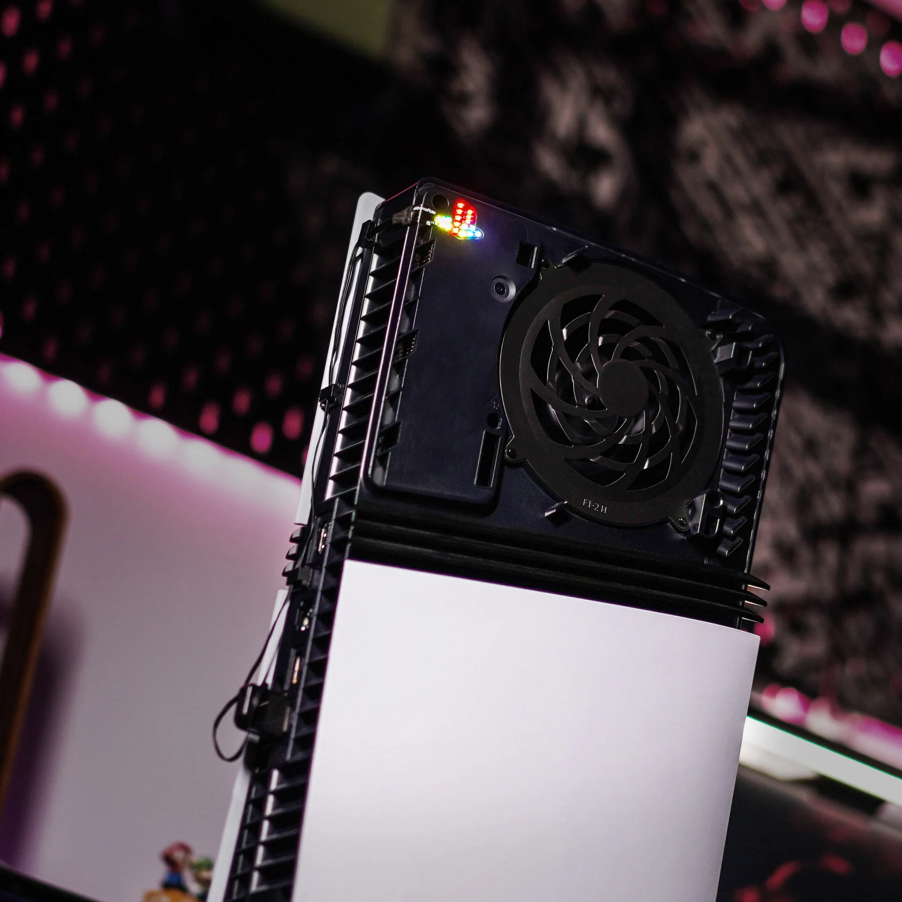 eXtremeRate RGB RAINBOW Logo LED Kit for PS5 Slim/Pro Disc & Digital Console - 7 Colors 40 Effects - Image 10