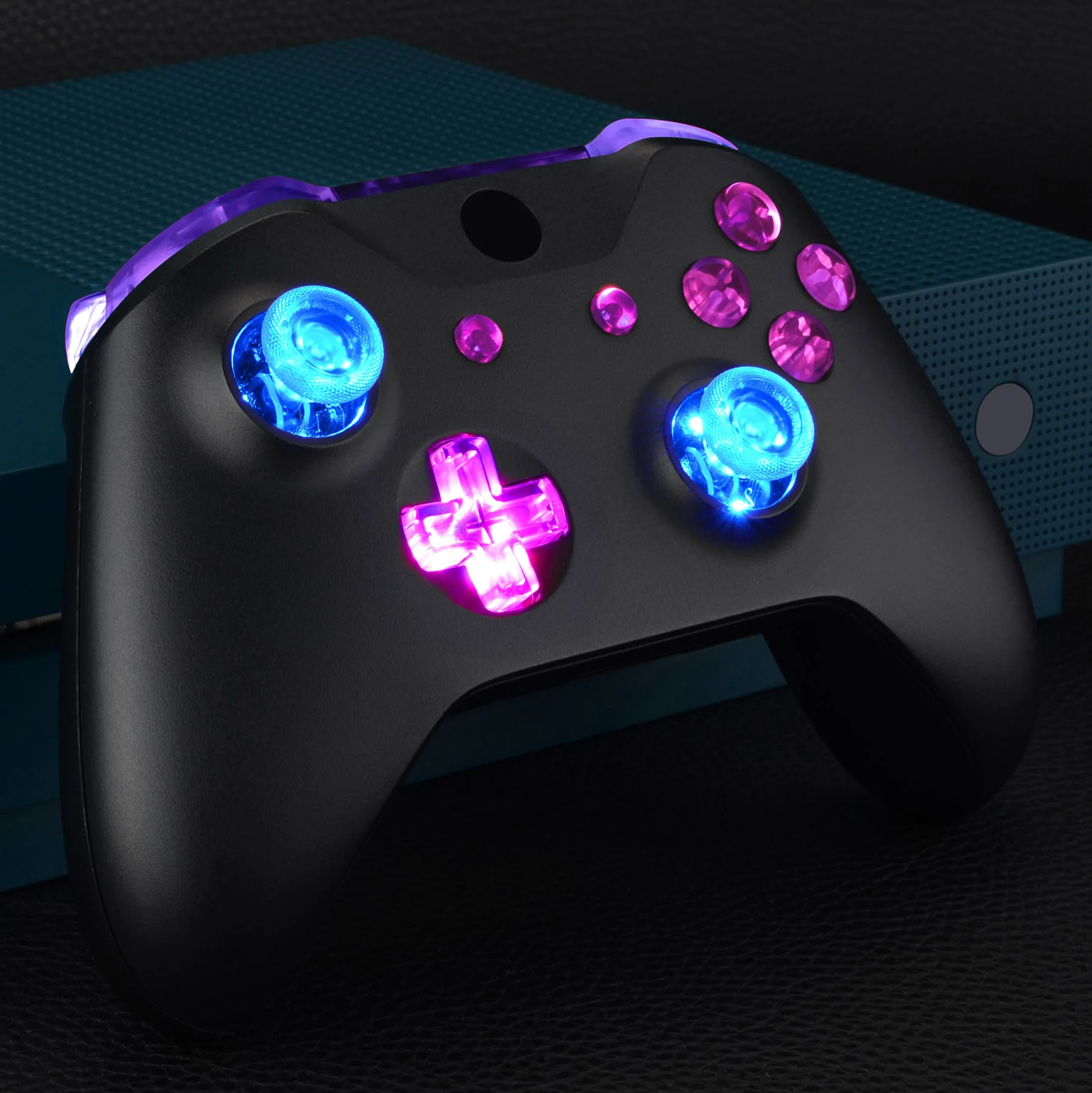 eXtremeRate Multi-Colors Luminated Buttons DTFS (DTF 2.0) LED Kit for Xbox One X & S Controller - Clear - Image 7