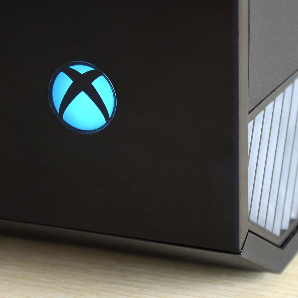 eXtremeRate 5pcs Removable Logo Power Button LED Sticker Decal for Xbox One Console - Light Blue - Image 2