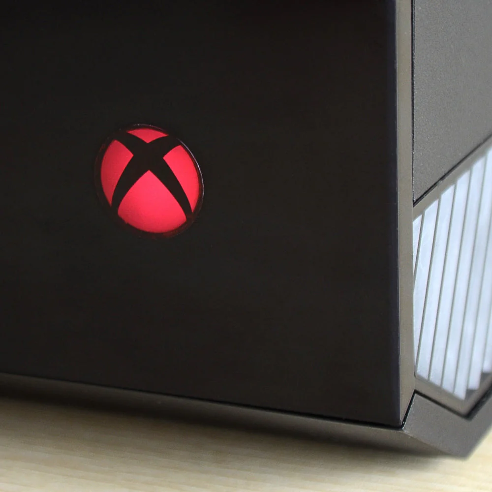 eXtremeRate 5pcs Removable Logo Power Button LED Sticker Decal for Xbox One Console - Red - Image 2