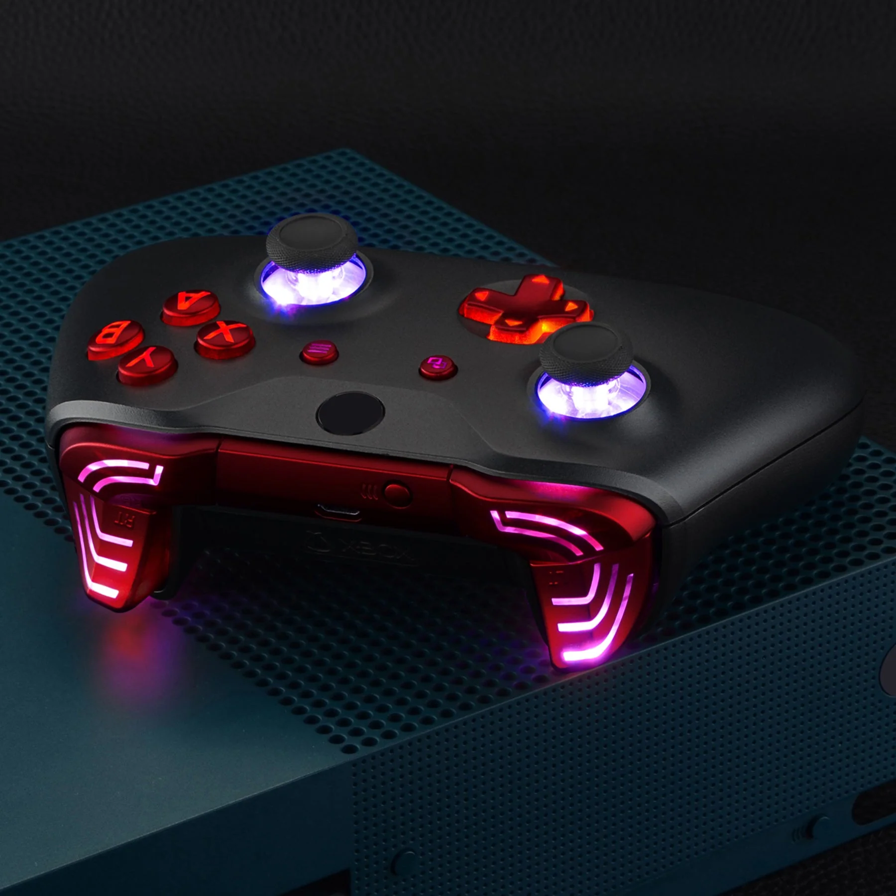 eXtremeRate Multi-Colors Luminated Buttons DTFS (DTF 2.0) LED Kit for Xbox One X & S Controller - Scarlet Red - Image 8
